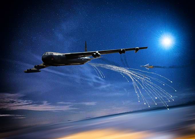 B52 Stratofortress 'Diamond Lil' shooting down a Mig-21 ...