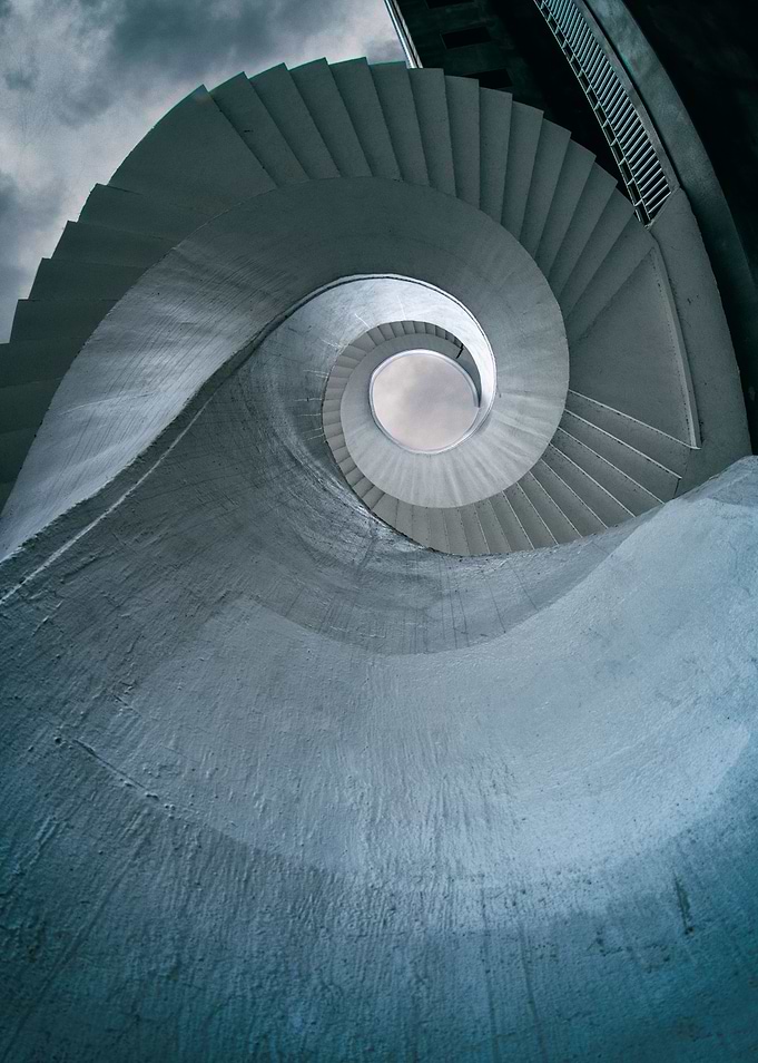 Spiral stairs in blue tones