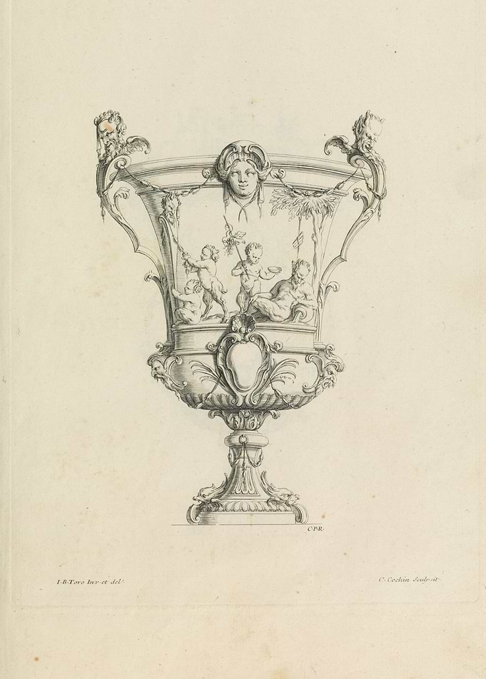 Vintage graphic of Vase with ornaments