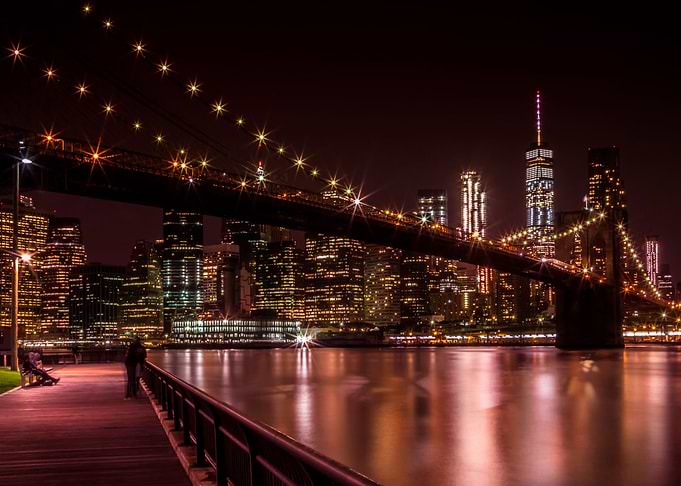 BROOKLYN BRIDGE at night