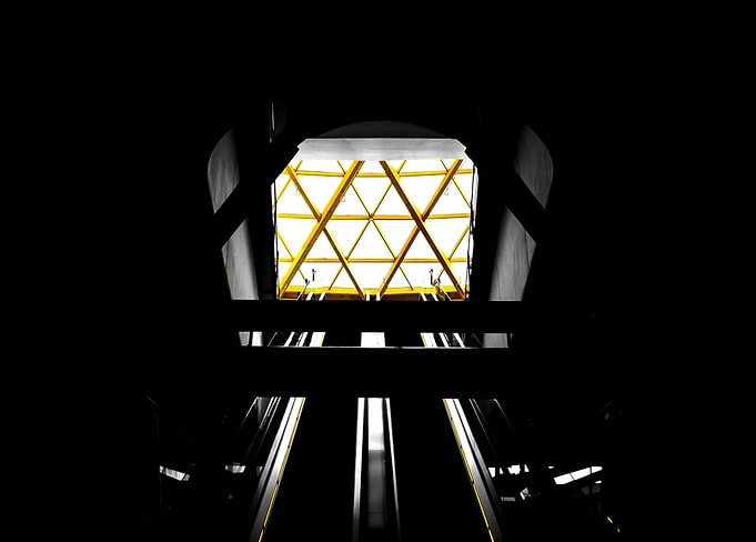Electric Stairs minimal.