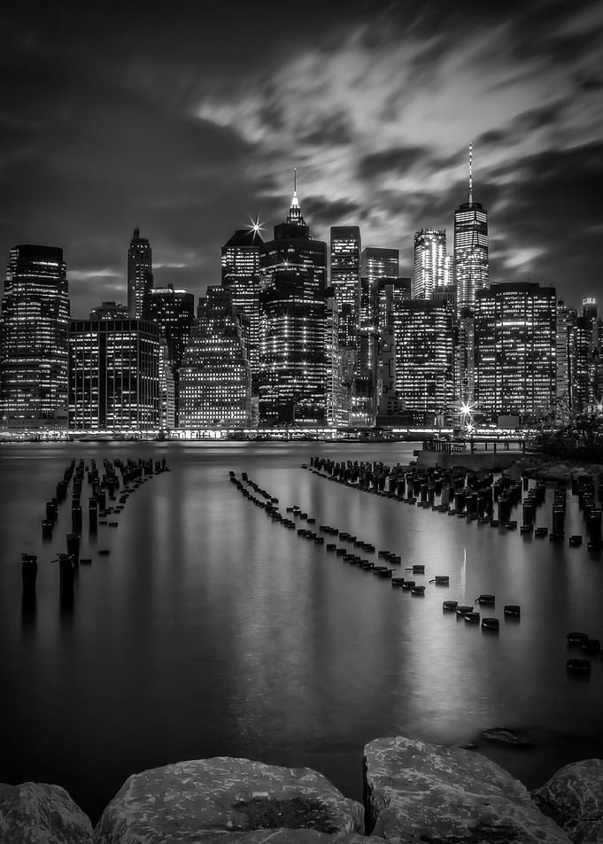 MANHATTAN SKYLINE Evening