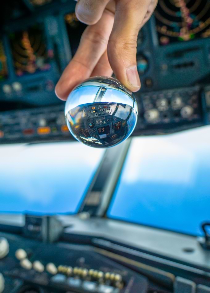 Flightdeck through a lensball