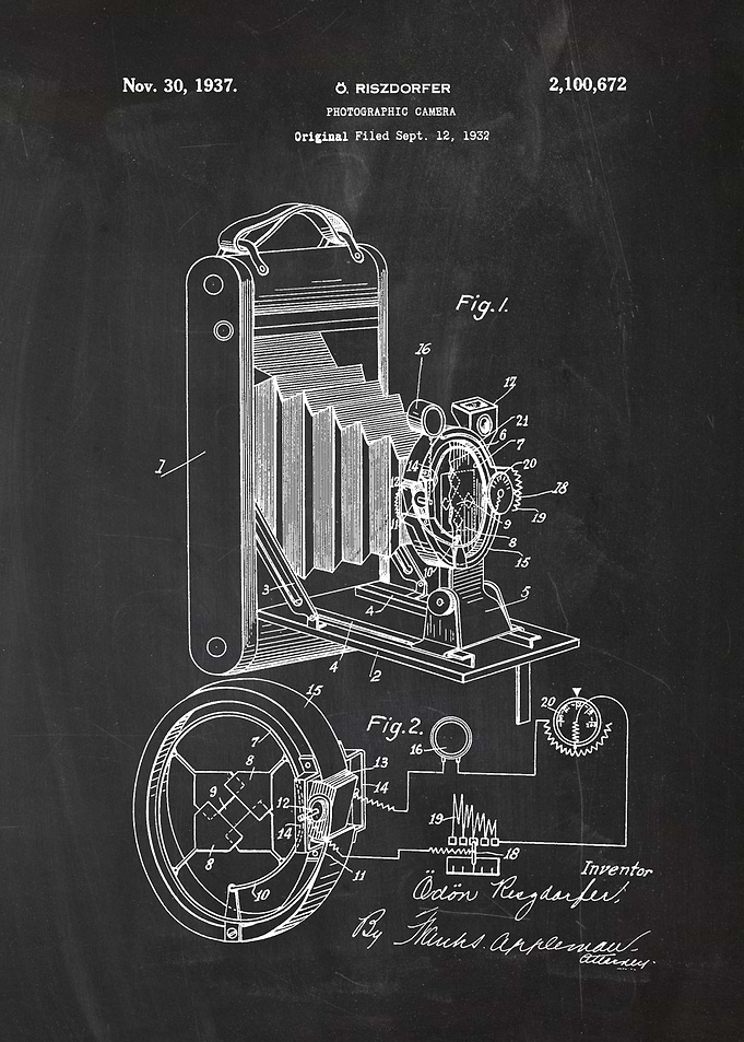 1932 Photographic Camera - Patent Drawing