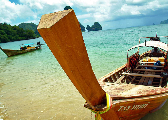 Long-tail boats