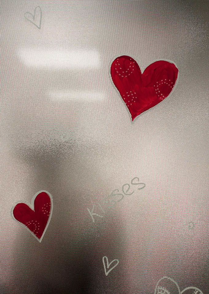 Heart kisses
