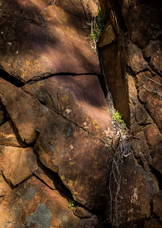 Granite Wall at the Swan View Tunnel