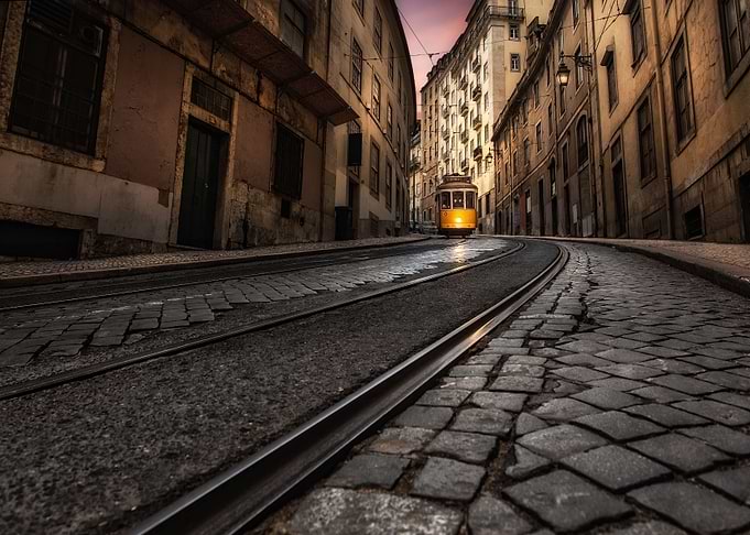 Tram 28
