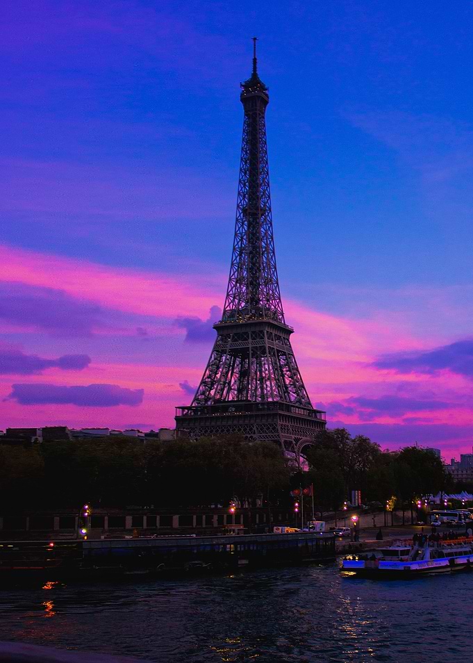 Pais is aways Paris