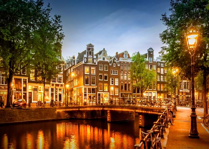 AMSTERDAM Idyllic scene