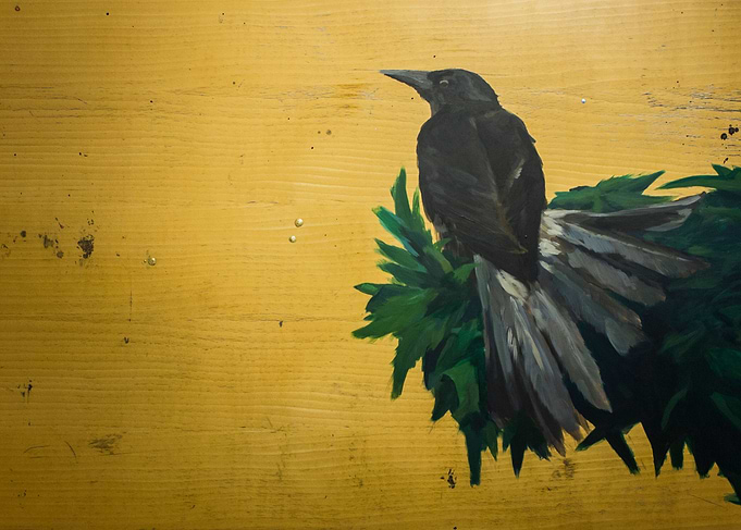 Crow on plate