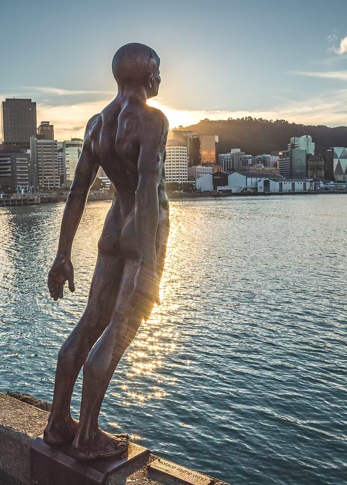 Statue by the harbour