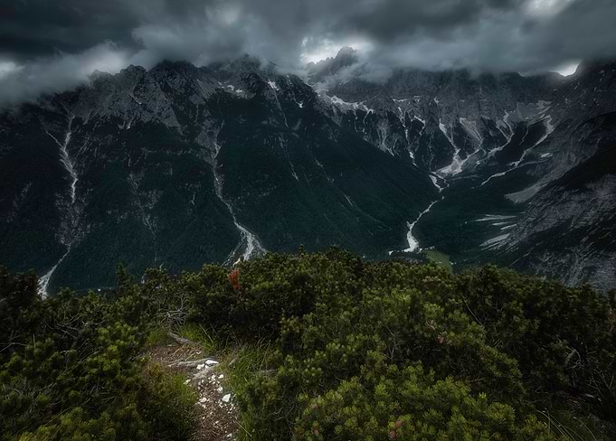 Storm is coming