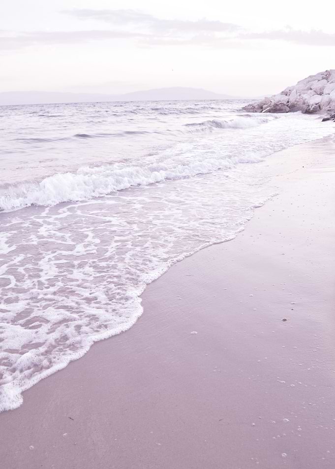 Happiness in waves