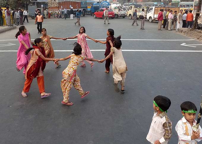 STREET DANCE