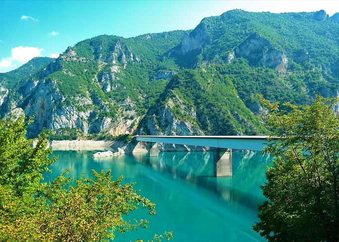 Mountan and river