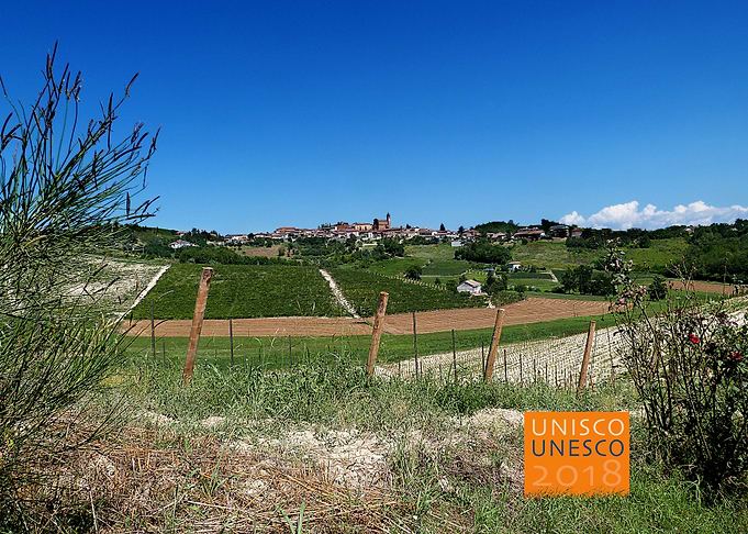 Castelnuovo Calcea Country
