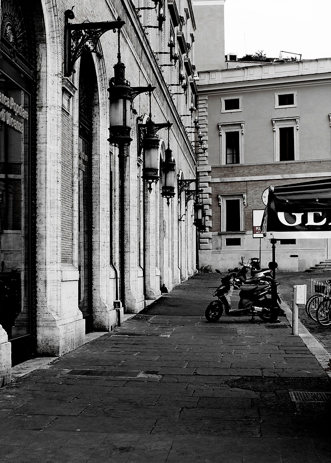 A STREET OF ROME