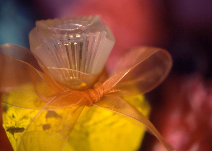 CHIFFON BOW