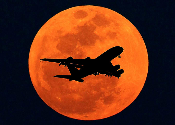 SQ and Red Moon