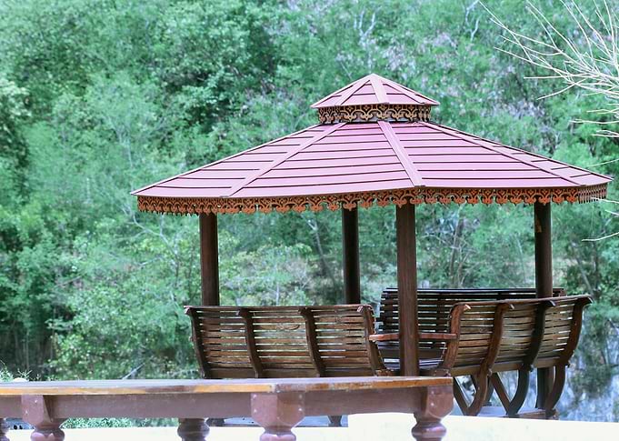 wood bench