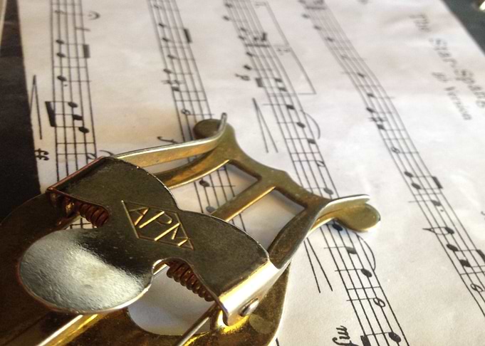 Music lyre