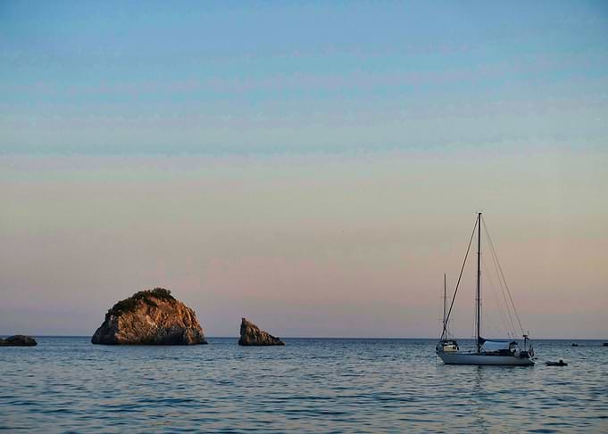 Discovering Sea