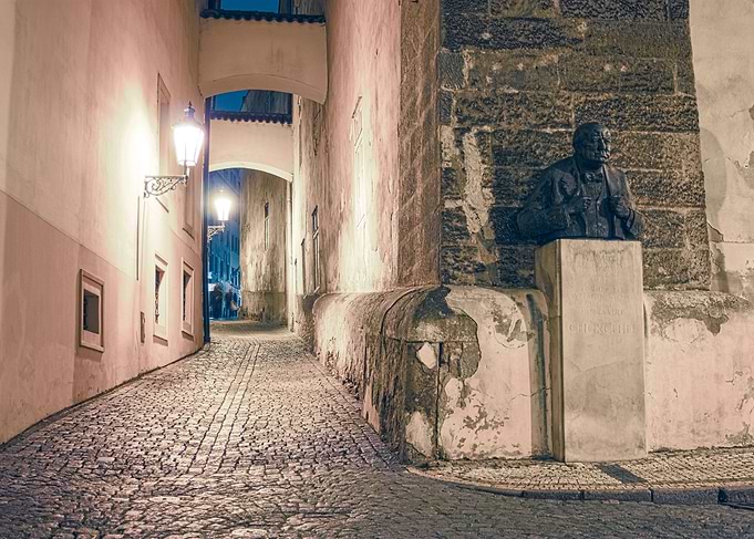Churchil in Prague