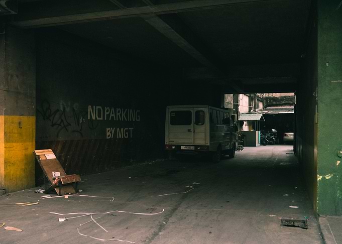 No Parking Van