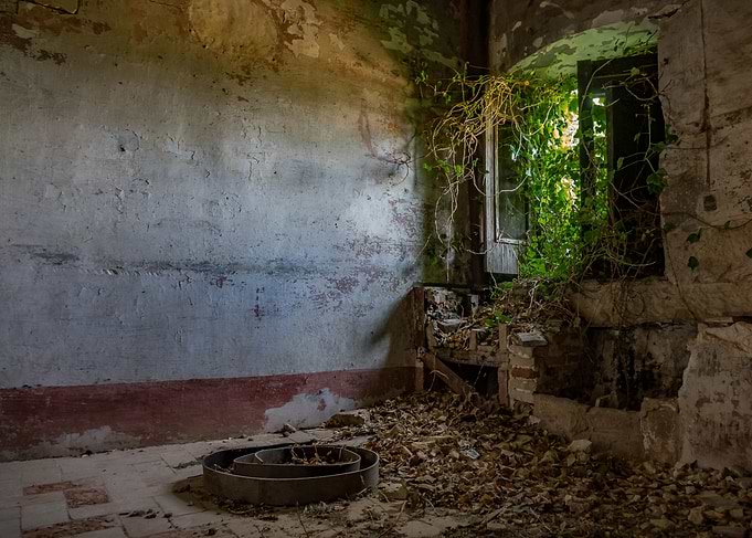 Abandoned room