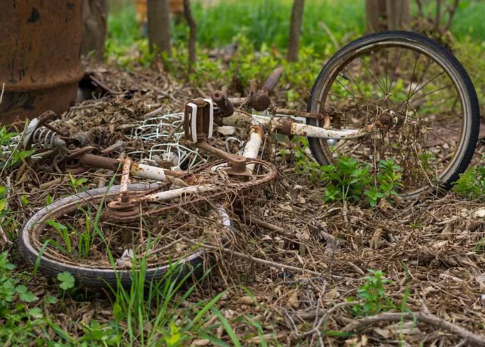 Abandoned bicycle