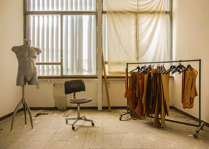 The abandoned mannequin