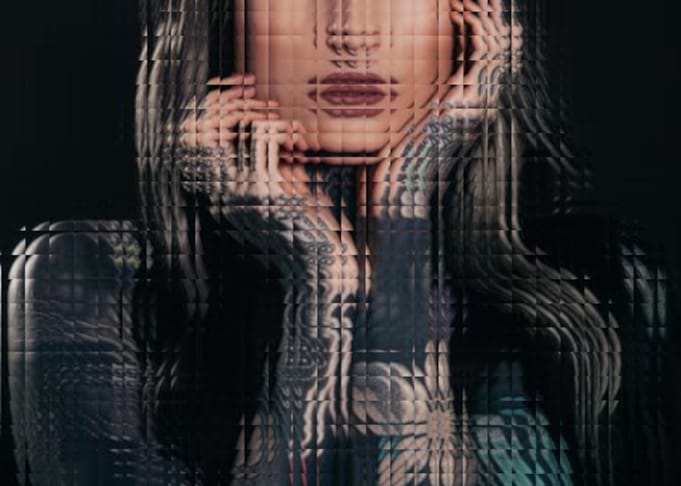 Mirror Girl