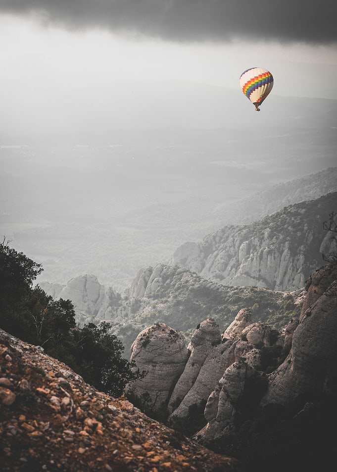 Hot Air Baloon Mountain