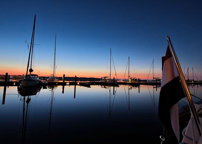 Bruinisse by night