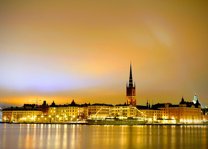 Riddarholmen in yellow