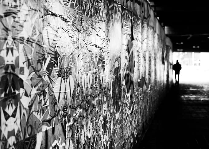 Tunnel of art
