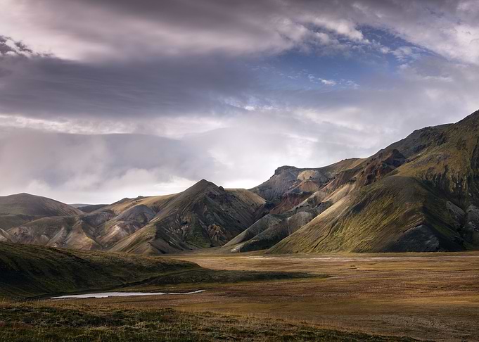Colors of Earth