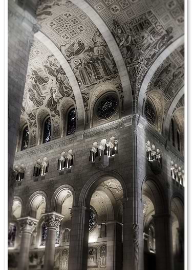 Arches in Black and White