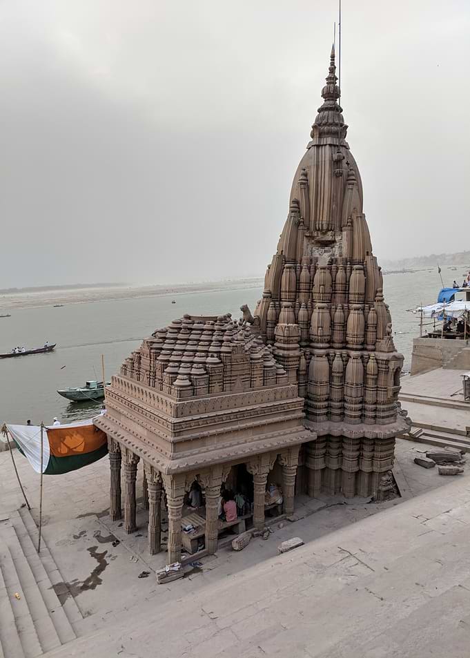 The sinking temple