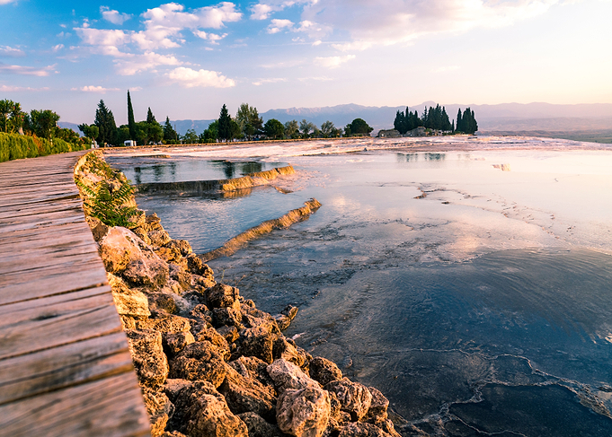 Pamukkale sun reflection