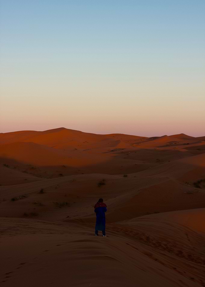 A Morning in Sahara