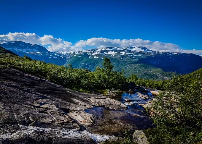 Trolltunga hike