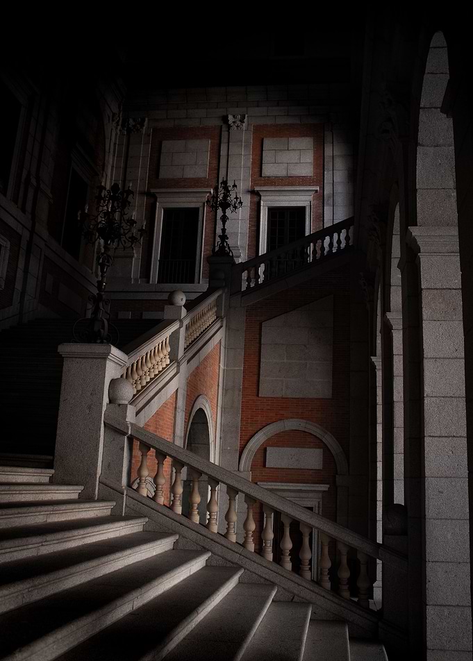 Step to darkness