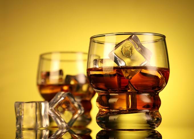 Whiskey Glasses wtih Ice