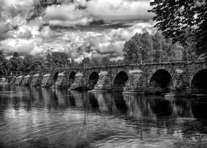 Mirror Bridge