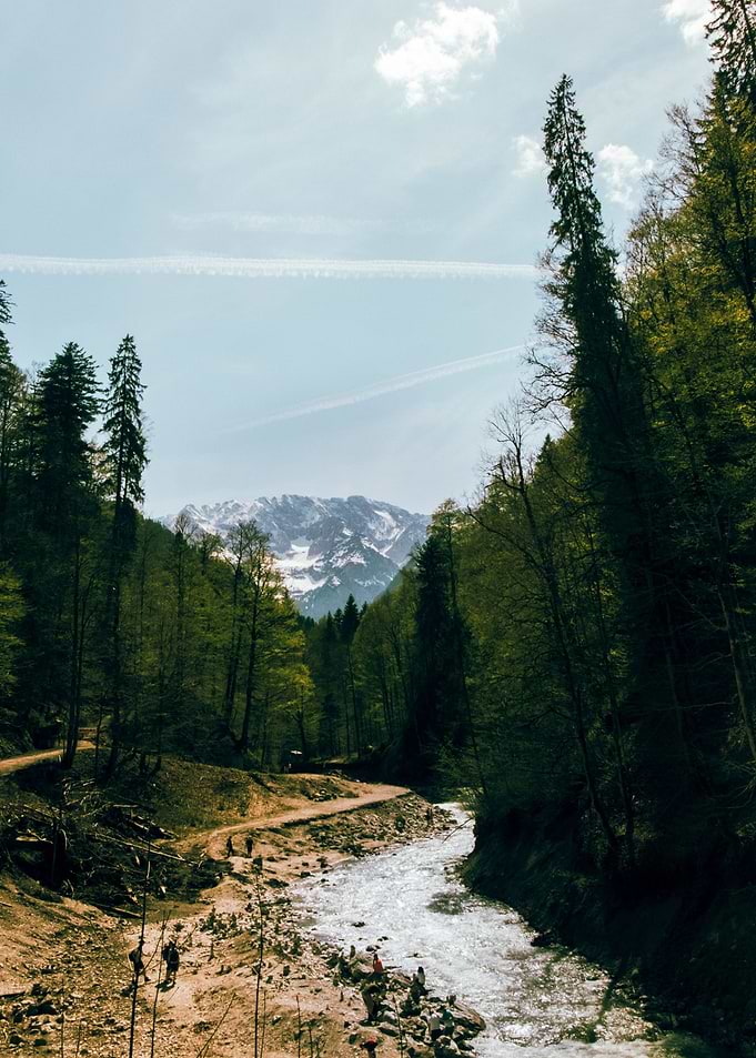 River and Mountain Meet