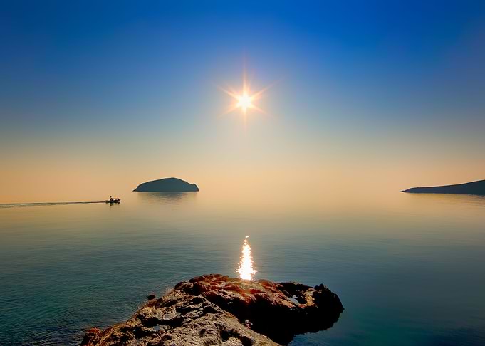 Sunrise at the sea