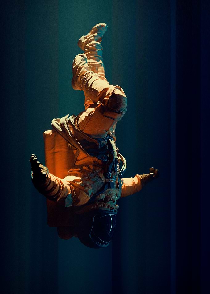 An astronaut in Limbo