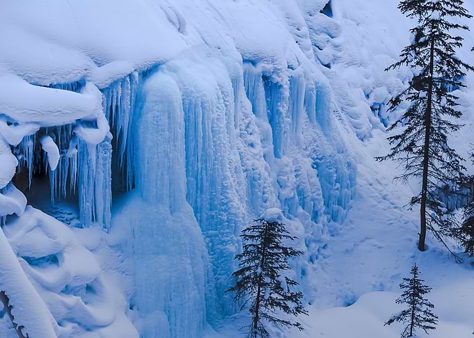 Snow 142